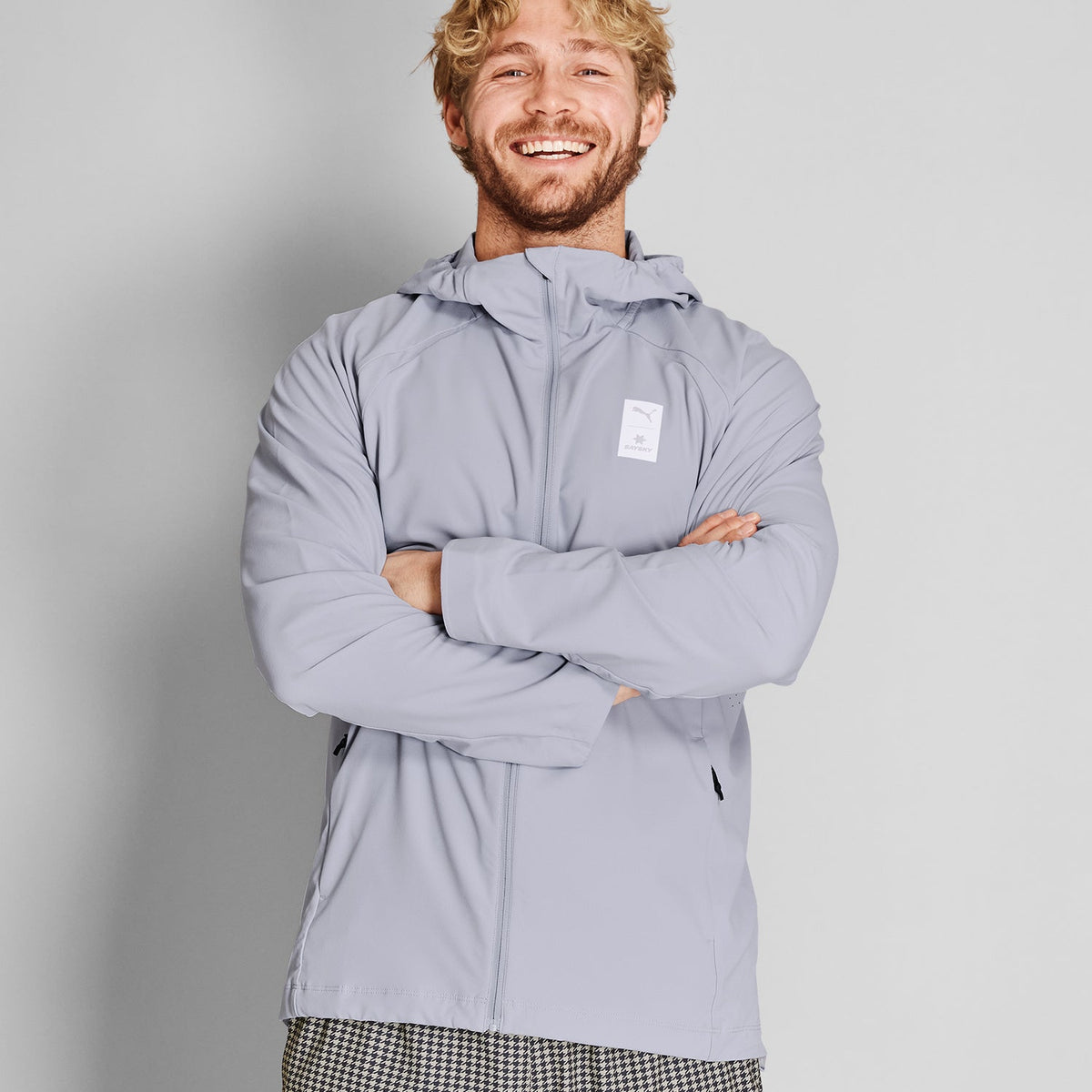 □ 公式 □ SAYSKY/セイスカイ ランニングジャケット P52723971 Puma X 