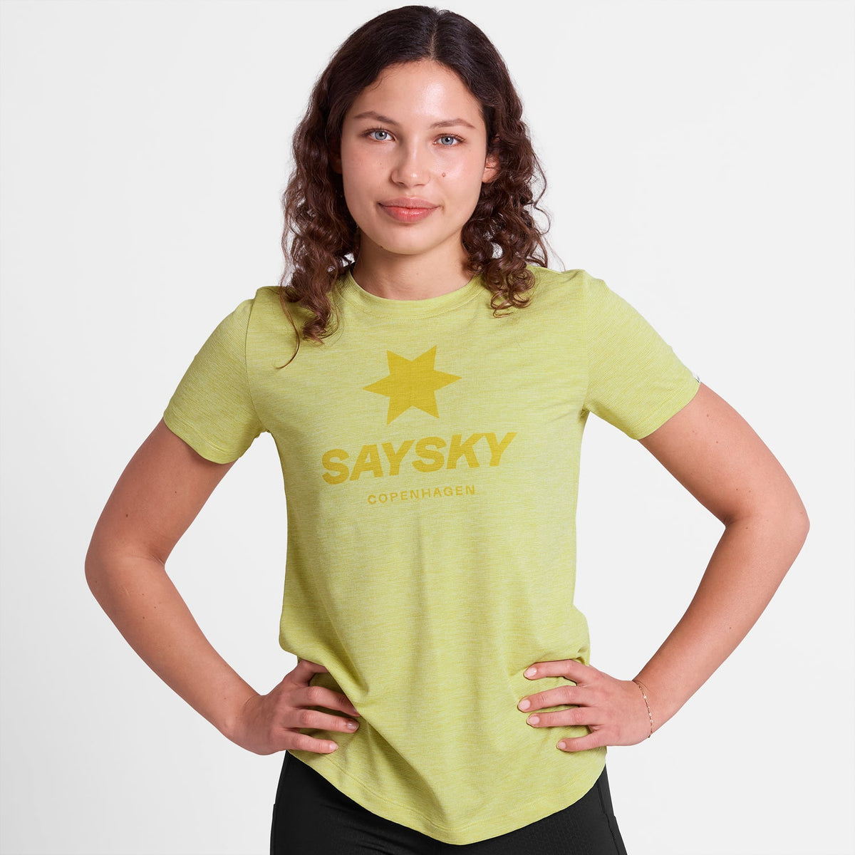 □ 公式 □ SAYSKY/セイスカイ ランニングTシャツ SW25005c4009 W Logo 