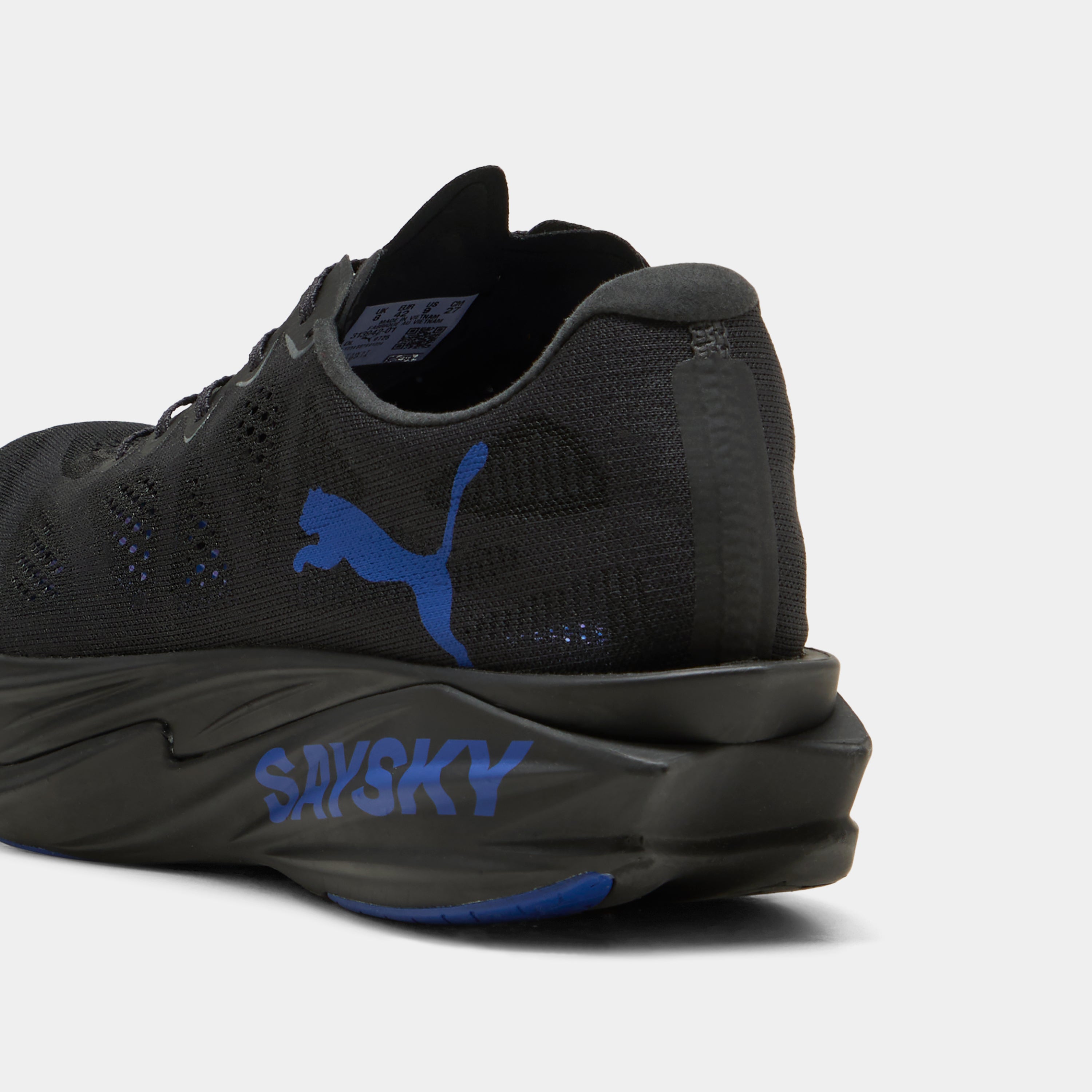 【Puma X SAYSKY】ランニングシューズ P31394201 ディヴィエイト ニトロ エリート 4 SAYSKY - Flat Dark Gray-vivid Blue [メンズ]