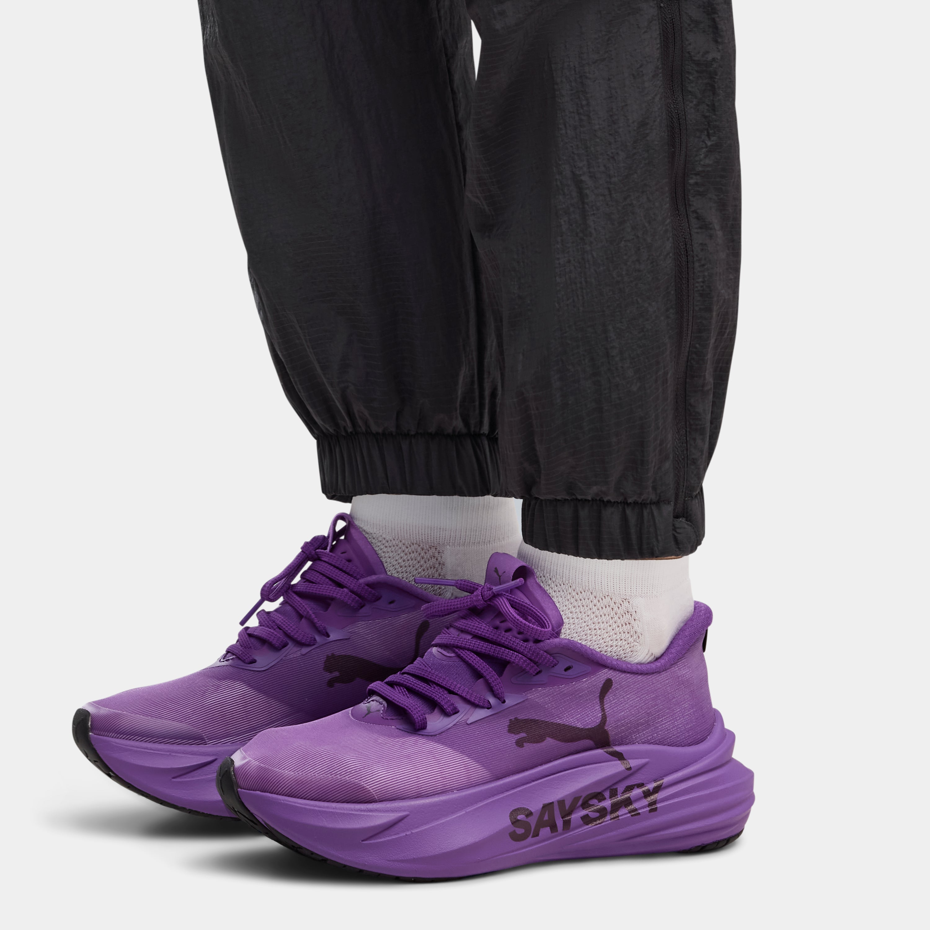 【Puma X SAYSKY】ランニングシューズ P31394501 マグマックス ニトロ 2 SAYSKY レディーズ - Ultra Purple-puma Black [レディーズ]
