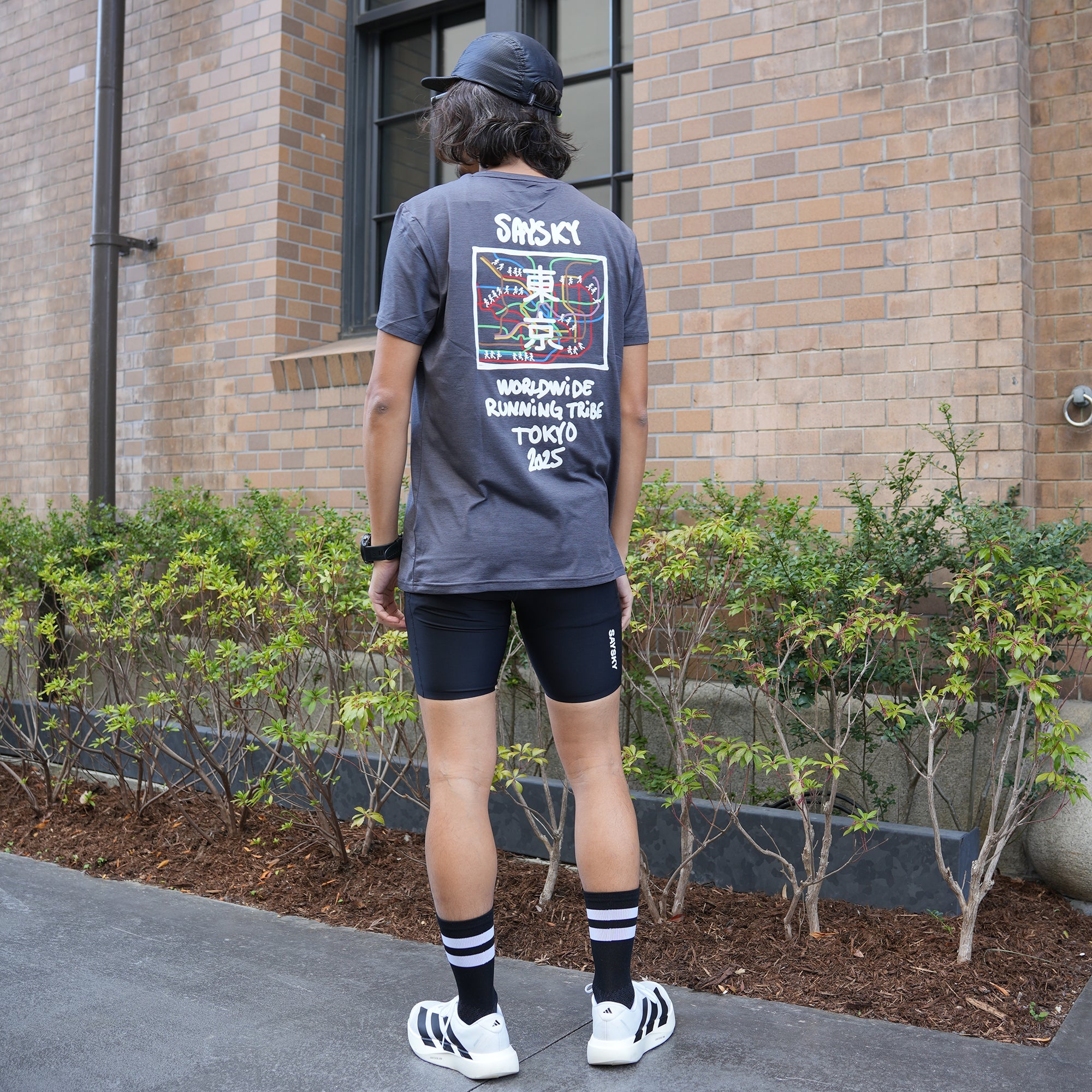 【日本限定】ランニングTシャツ ZMRSS27c7004 Pace Tokyo 2025 T-shirt - Grey Melange [メンズ]