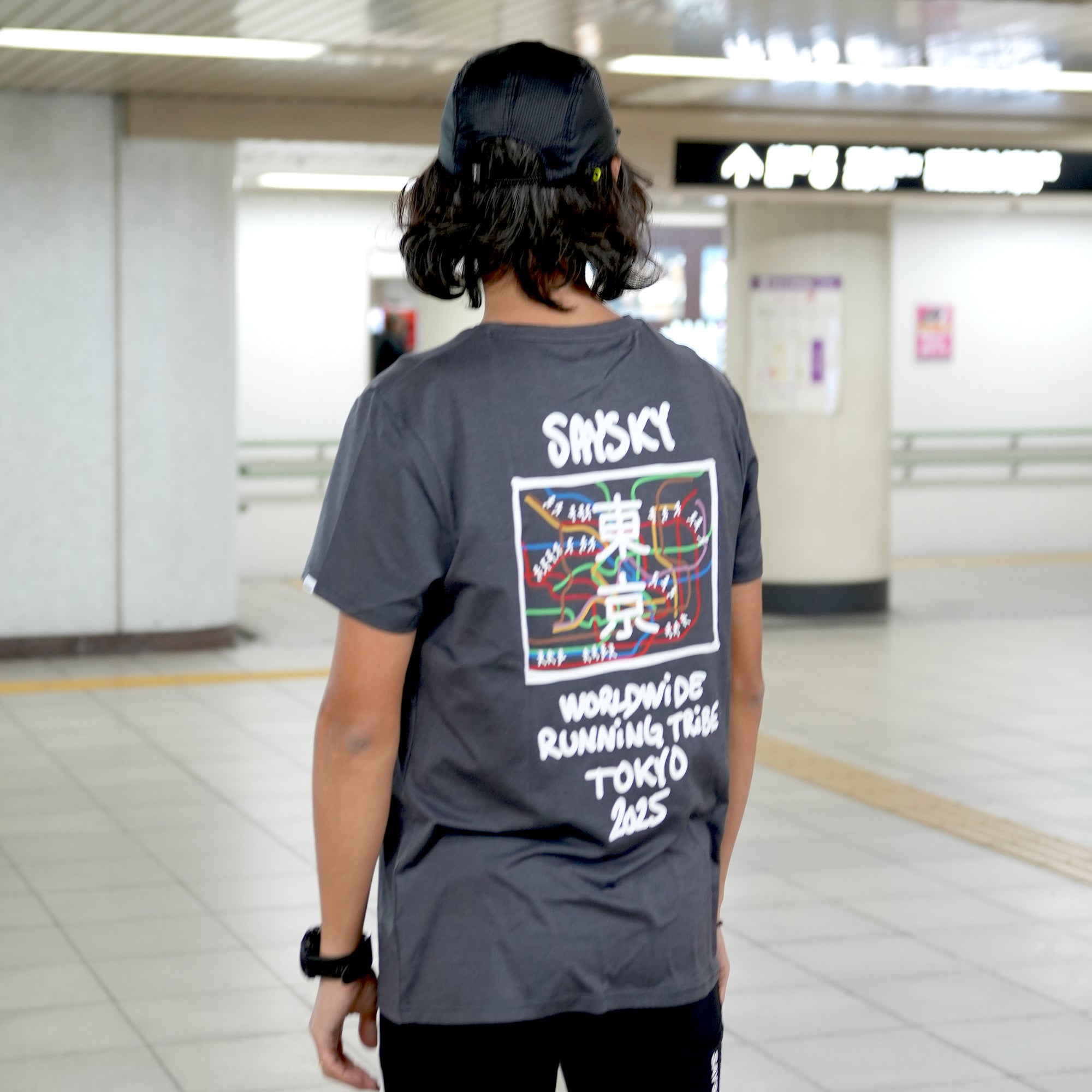 【日本限定】ランニングTシャツ ZMRSS27c7004 Pace Tokyo 2025 T-shirt - Grey Melange [メンズ]