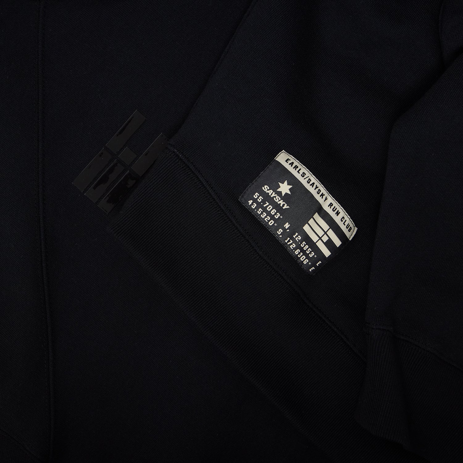 スウェットパーカー ZMLHO01c901 Earls X SAYSKY Hoodie - Black [メンズ]