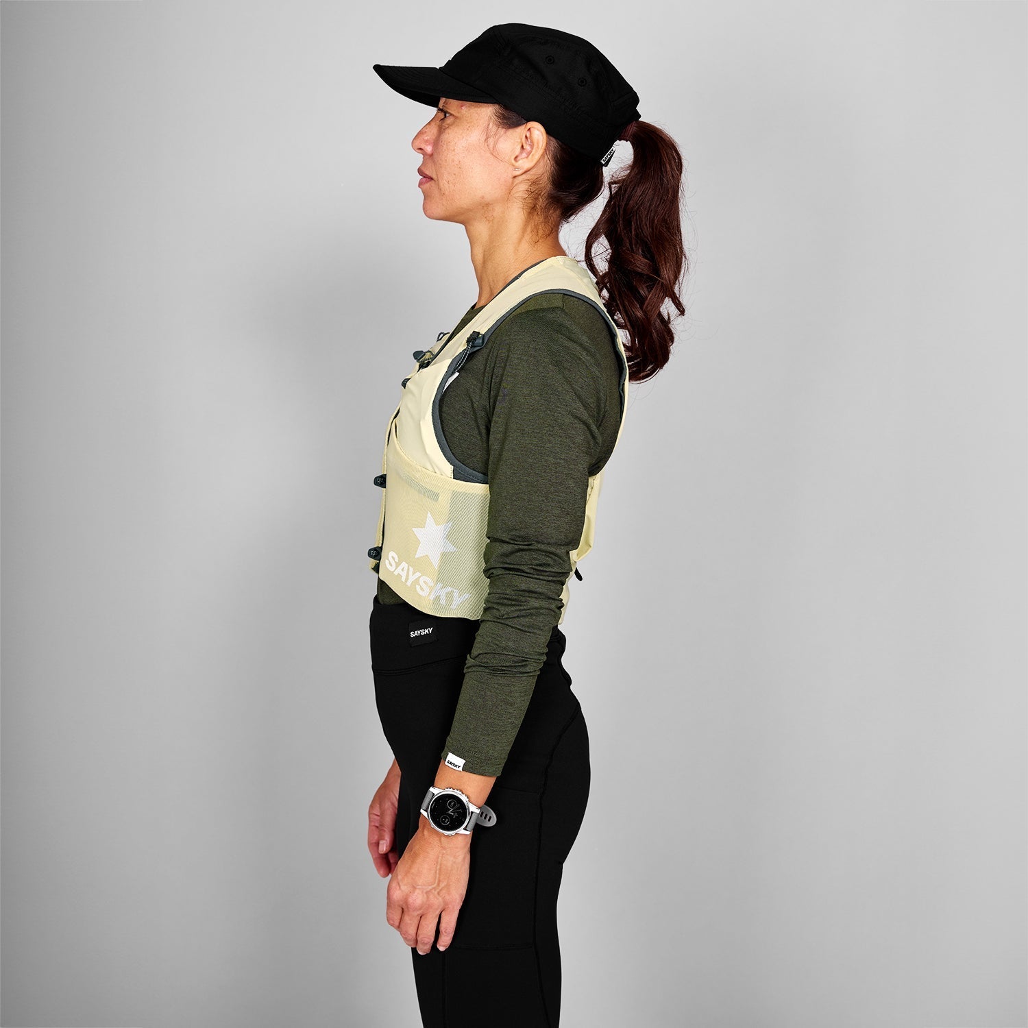 ランニングベスト MUAVE101c411 Flow Vest 101 8L - YELLOW [ユニセックス]