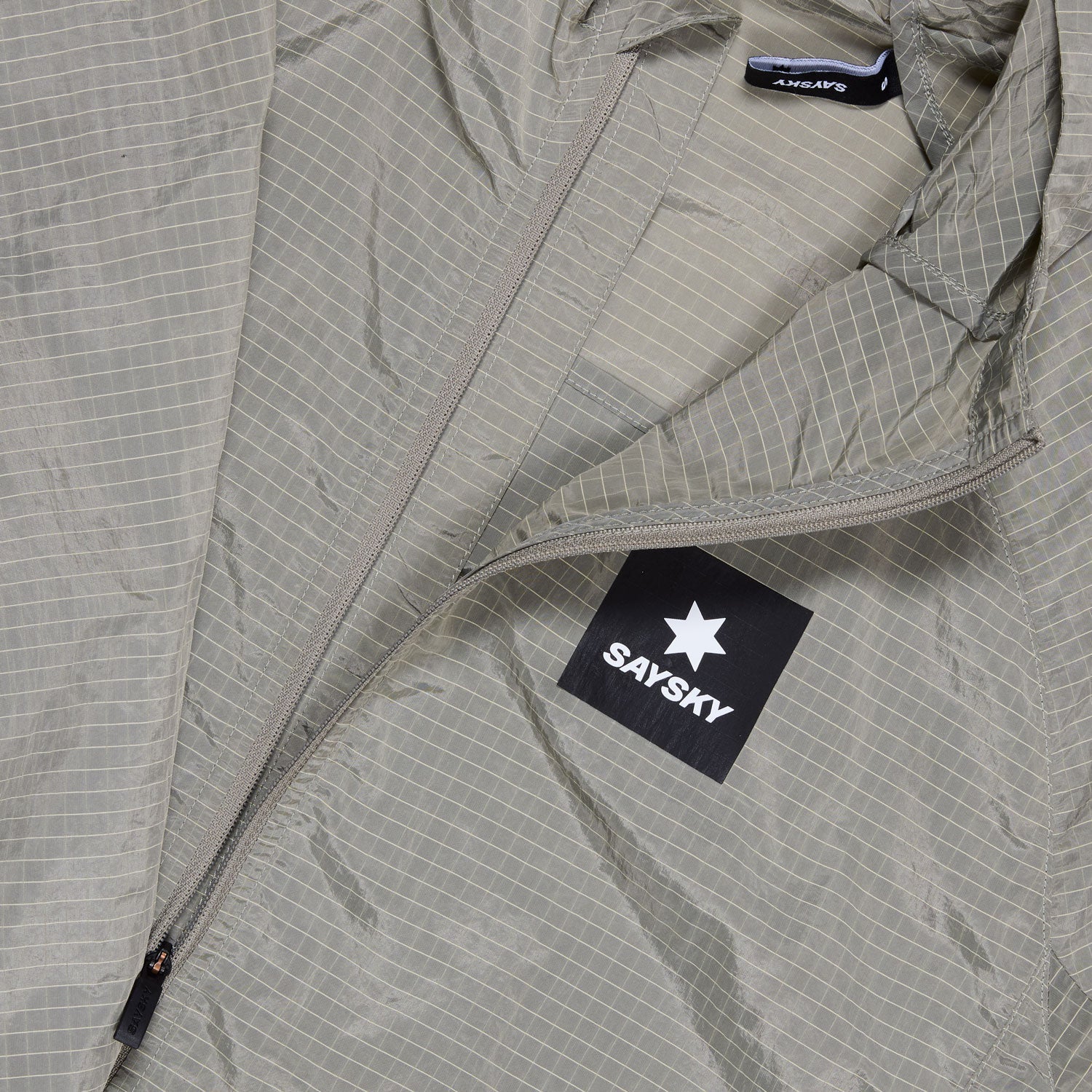 ランニングジャケット MMRJA30c802 Clean Hooded Jacket - Beige [メンズ]