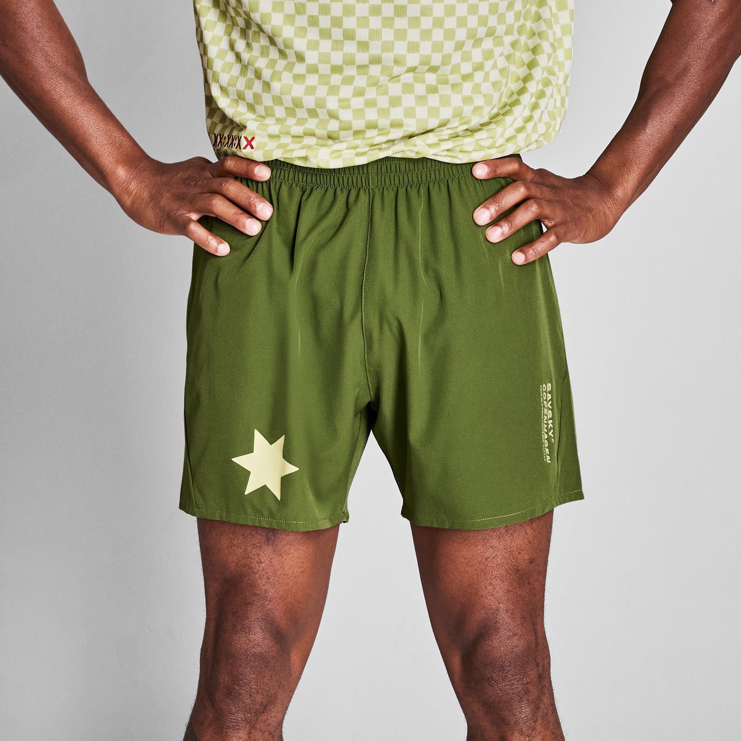 ランニングショーツ NMRSH21c313 Statement Pace Shorts 5inch - Green [メンズ]