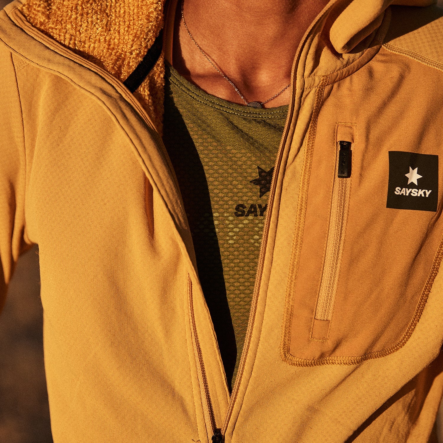 フリースフーディー NWRHO30c414 W Combat Half Zip Fleece Hoodie - Yellow [レディーズ]