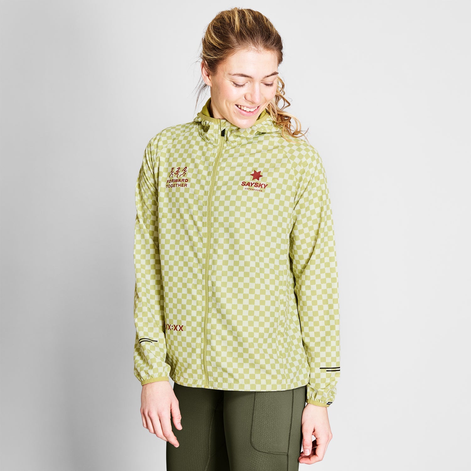 ランニングジャケット NWRJA21c1034 W Checker Pace Jacket - Green Aop [レディーズ]