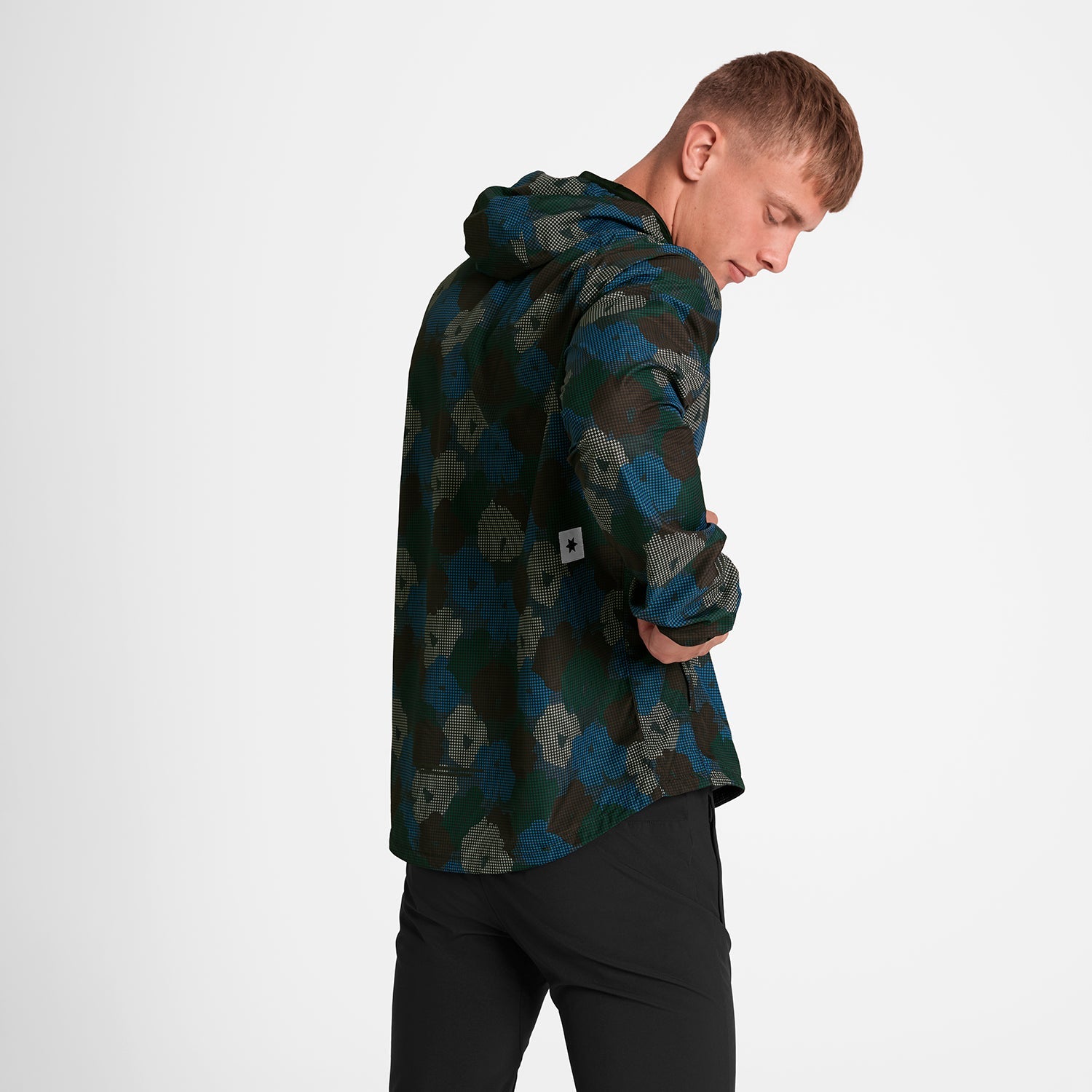 ランニングジャケット OMRJA22c1046 Flower Pace Jacket - Blue Aop [メンズ]