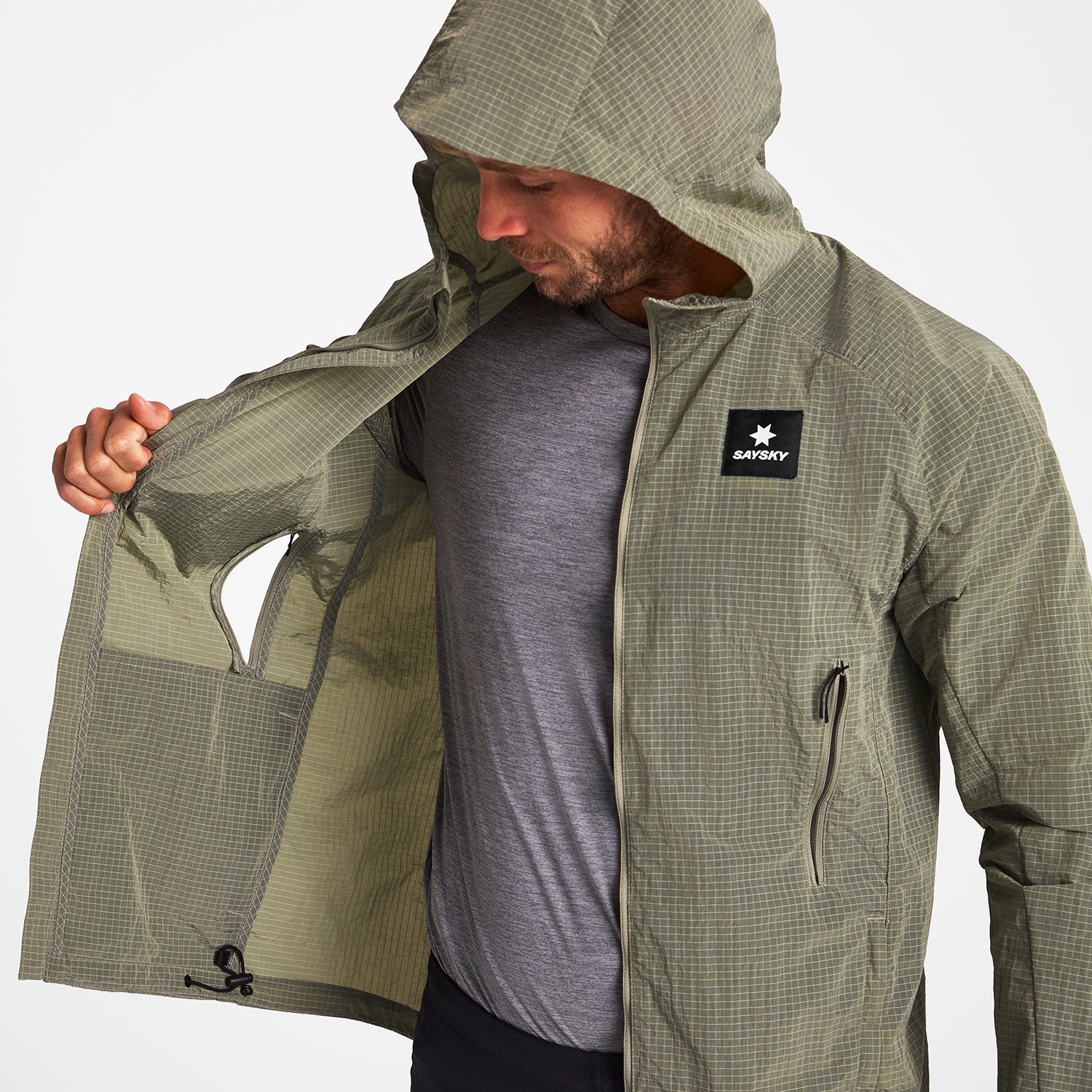 ランニングジャケット OMRJA30c802 Clean Pace Shield Jacket - Beige [メンズ]