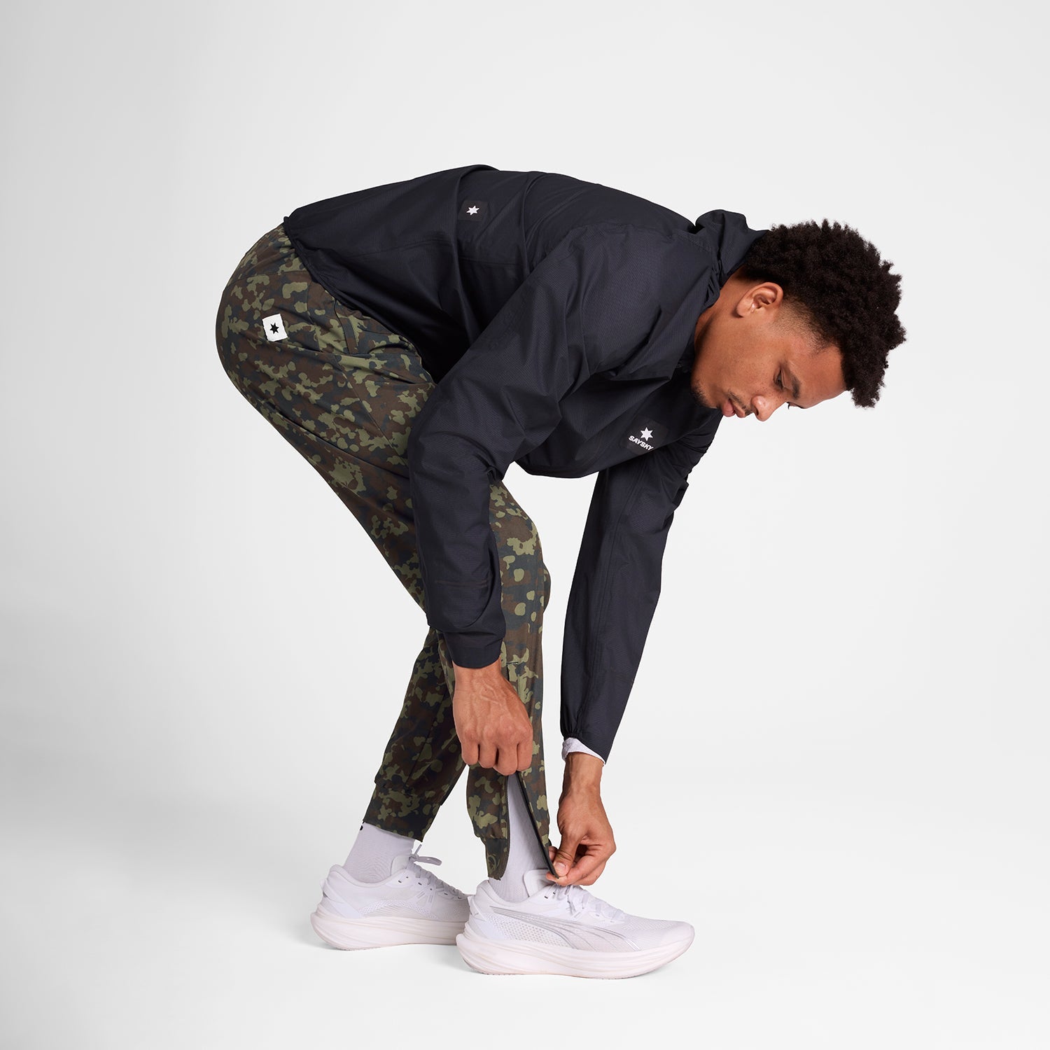 ランニングパンツ OMRPA40c1048 Camo Blaze Pants - Brown Aop [メンズ]