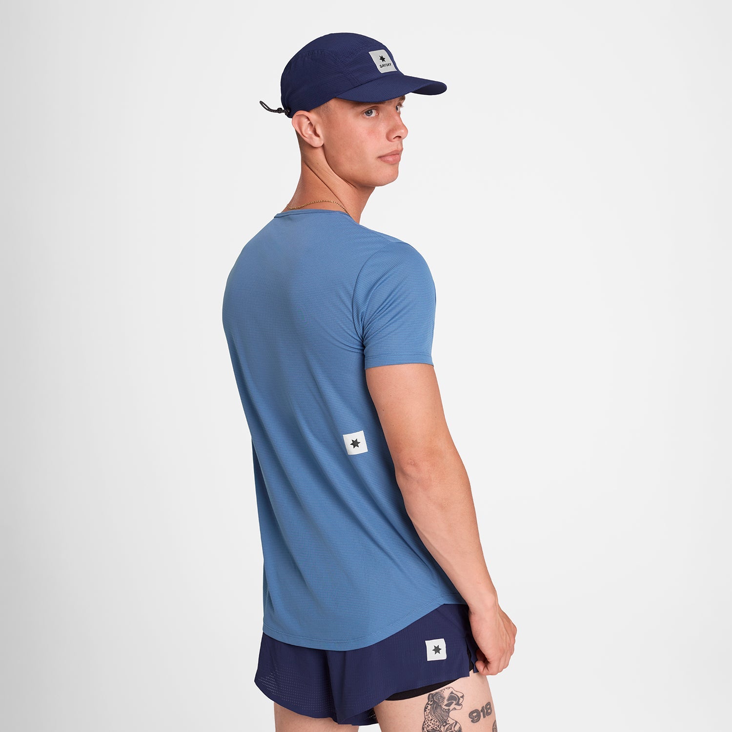 ランニングTシャツ OMRSS60c1054 Reactive Flow T-shirt - Blue Aop [メンズ]