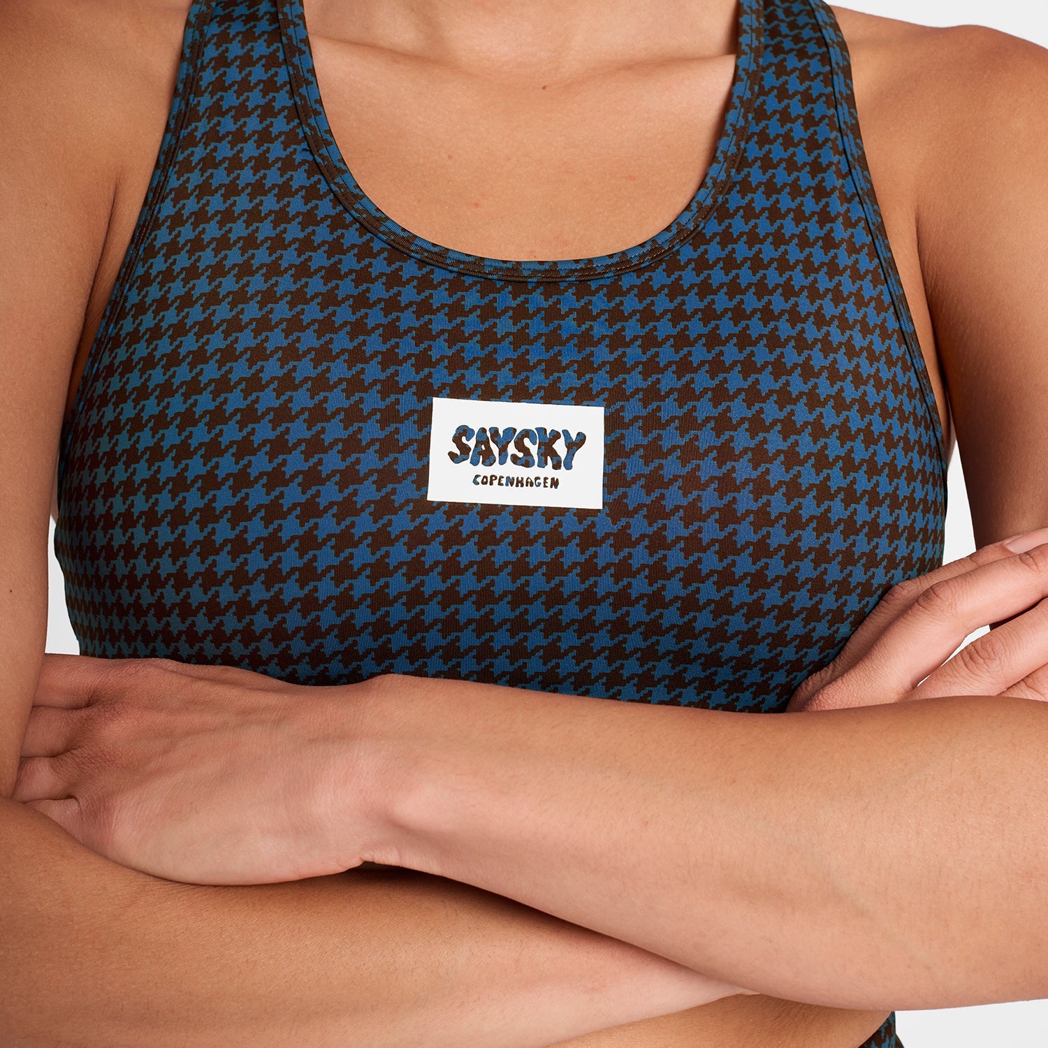 スポーツブラ OWRSB30c1047 W Houndstooth Combat Sports Bra - Blue Aop [レディーズ]