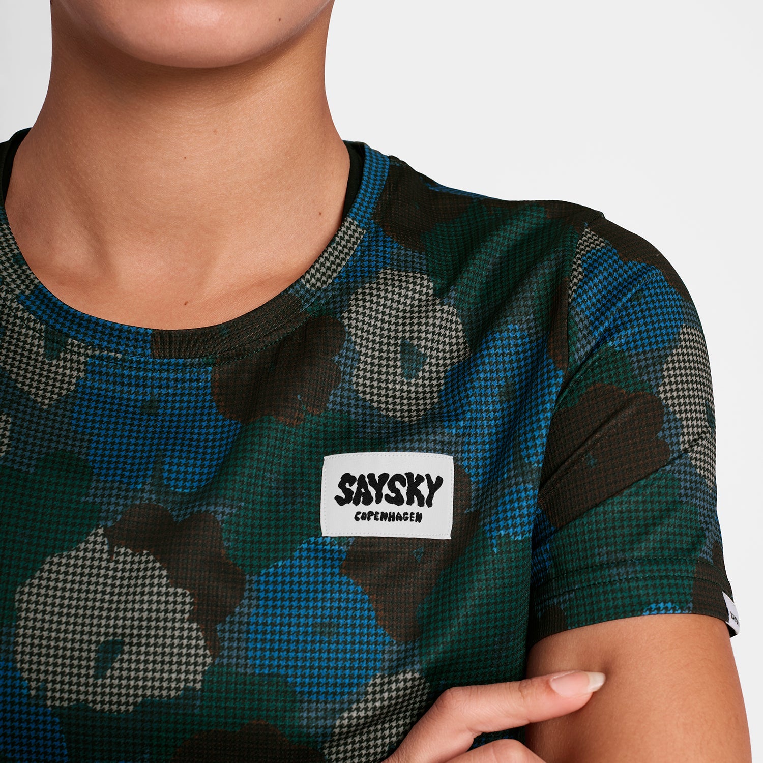 ラッキーツアーズ Earls_x_Saysky_Longsleeve-