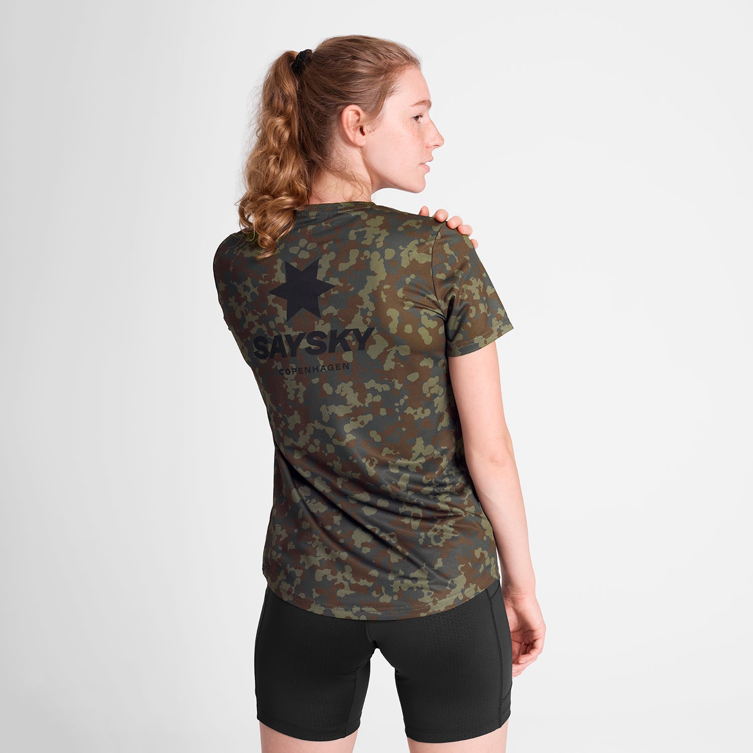 ランニングTシャツ OWRSS31c1048 W Camo Combat T-shirt - Brown Aop [レディーズ]