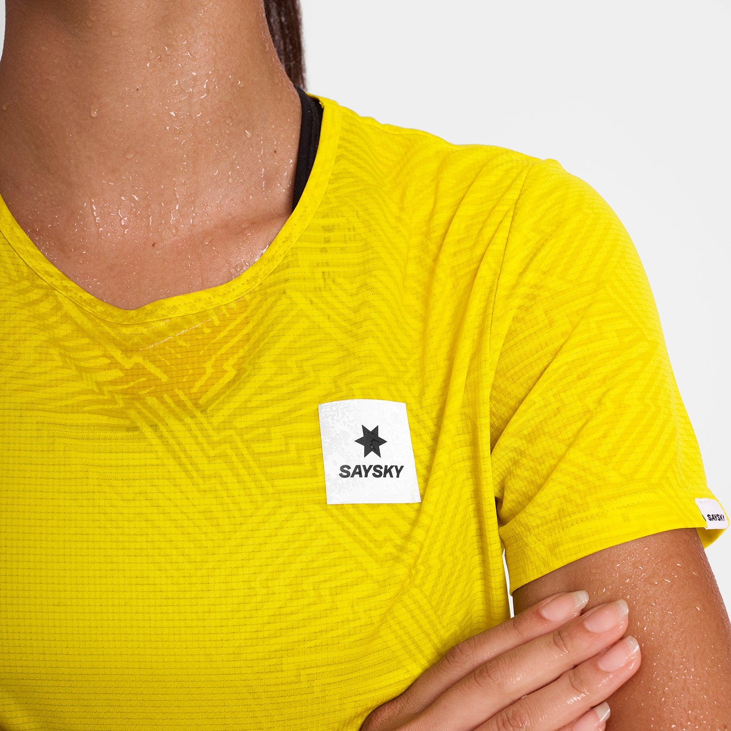ランニングTシャツ OWRSS60c1052 W Reactive Flow T-shirt - Yellow Aop [レディーズ]