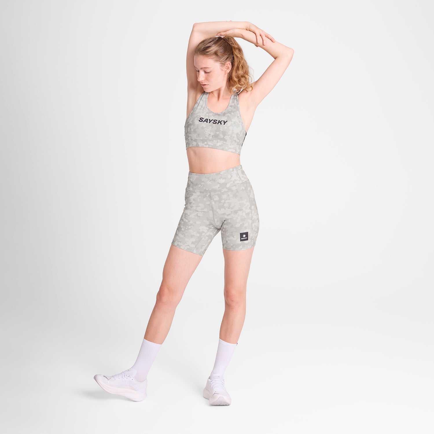 ランニングタイツ OWRST30c1049 W Camo Combat+ Short Tights 7inch - Sand Aop [レディーズ]