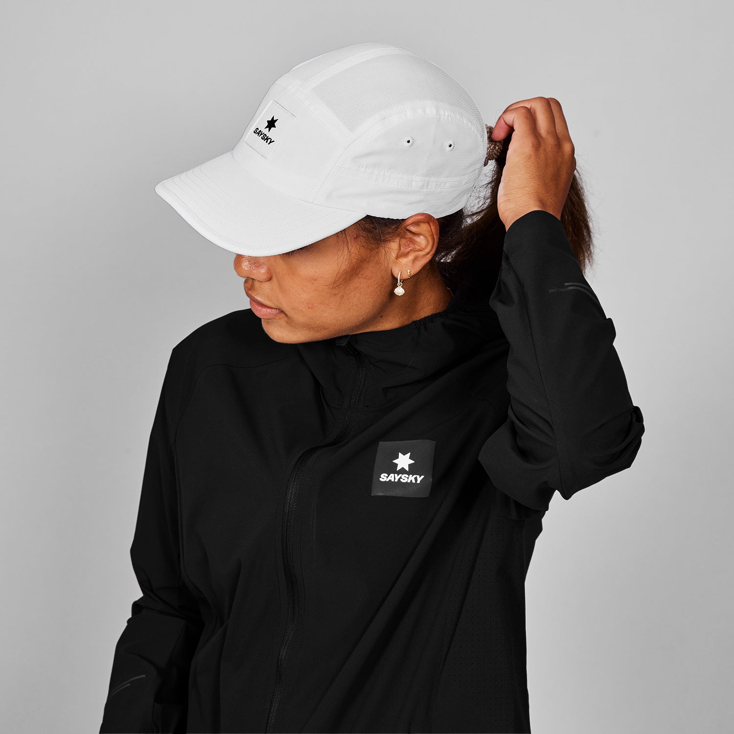 ランニングキャップ SA85001c101 Combat Cap - White [ユニセックス]