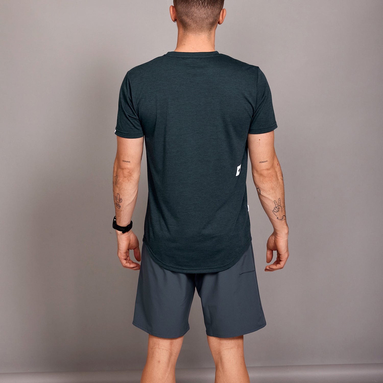 モーションTシャツ SM25001c6001 Clean Motion T-shirt - Grey [メンズ]