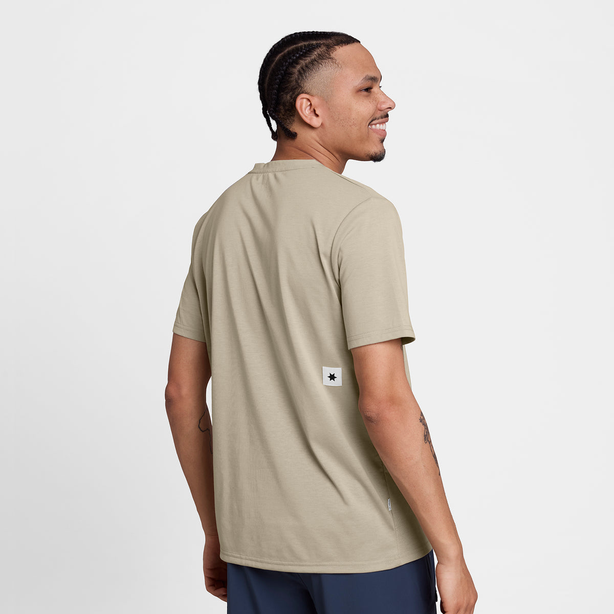 モーションTシャツ SM25001c801 Clean Motion T-shirt - Beige [メンズ]
