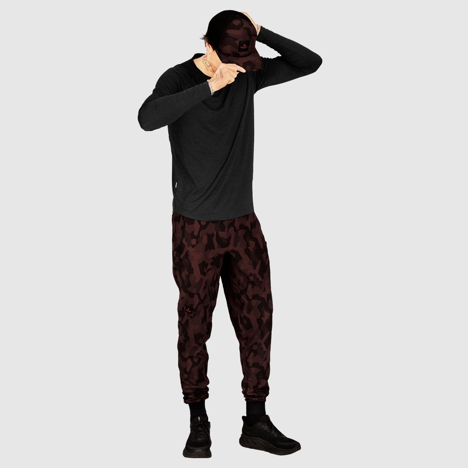 □ 公式 □ SAYSKY/セイスカイ ランニングパンツ HMRPA01 Camo Pace Pants - Black Camo [ユニセックス]