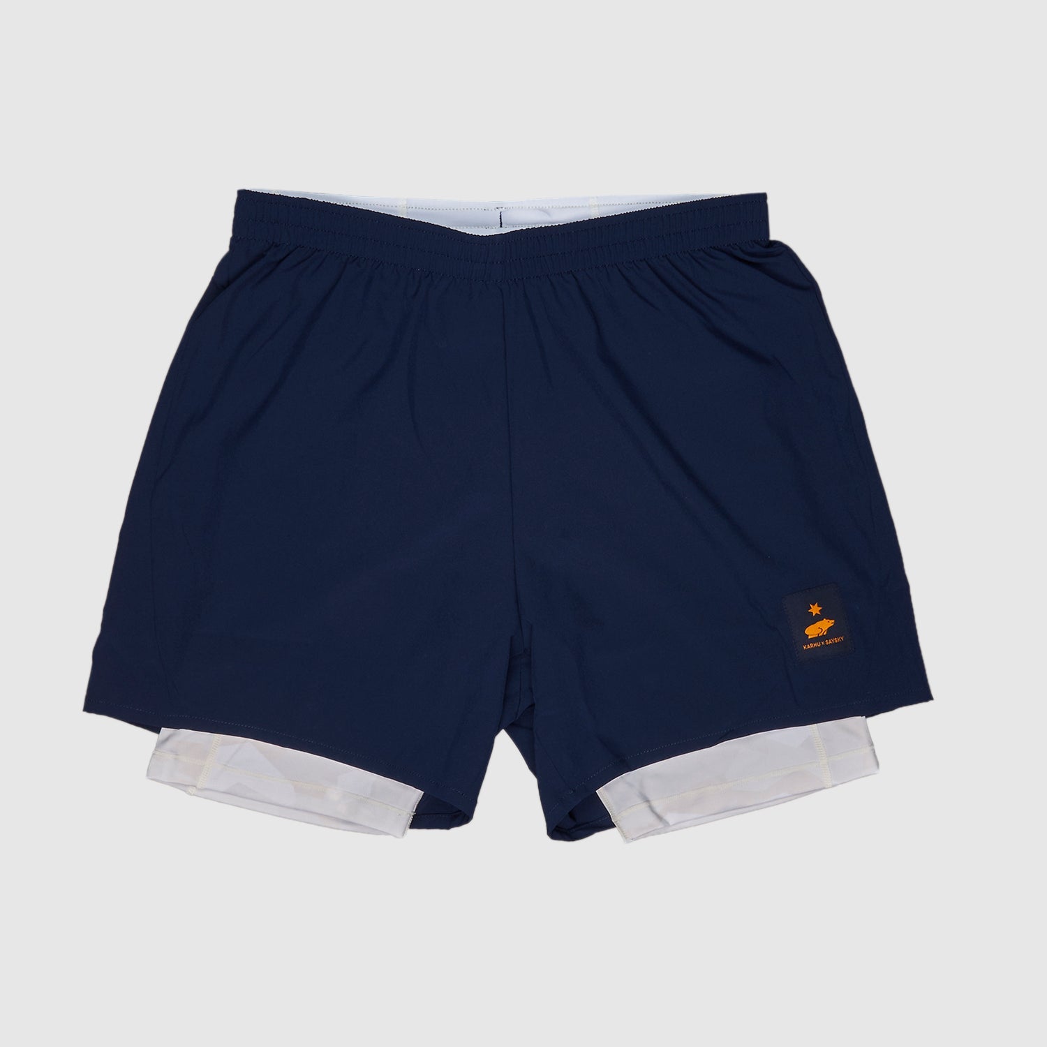 【オフィシャルWEB限定】ランニングショーツ ZMRSH10 2-in-1 Shorts Karhu X Saysky - Maritime Blue [ユニセックス]