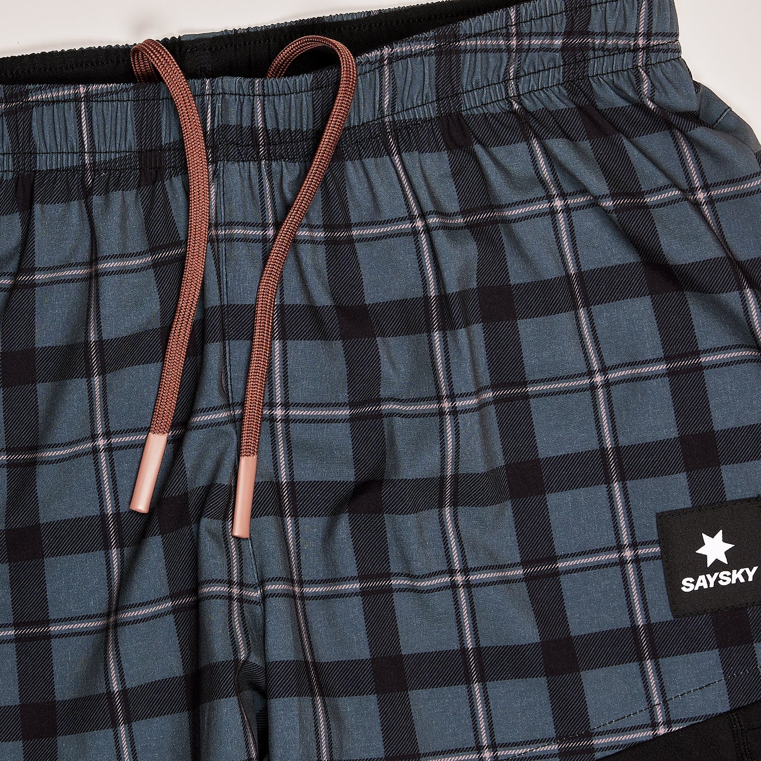 ランニングショーツ KWRSH04c1007 Wmns Checker Pace 2-in-1 Shorts 3inch - Grey [レディーズ]