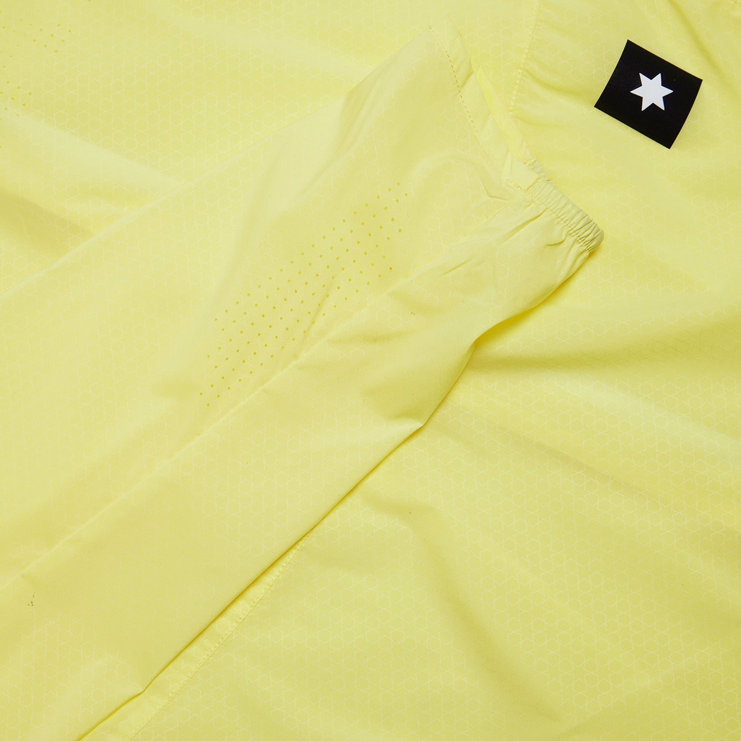 ランニングジャケット JMRJA01C401 Clean Flow Jacket - Yellow [メンズ]