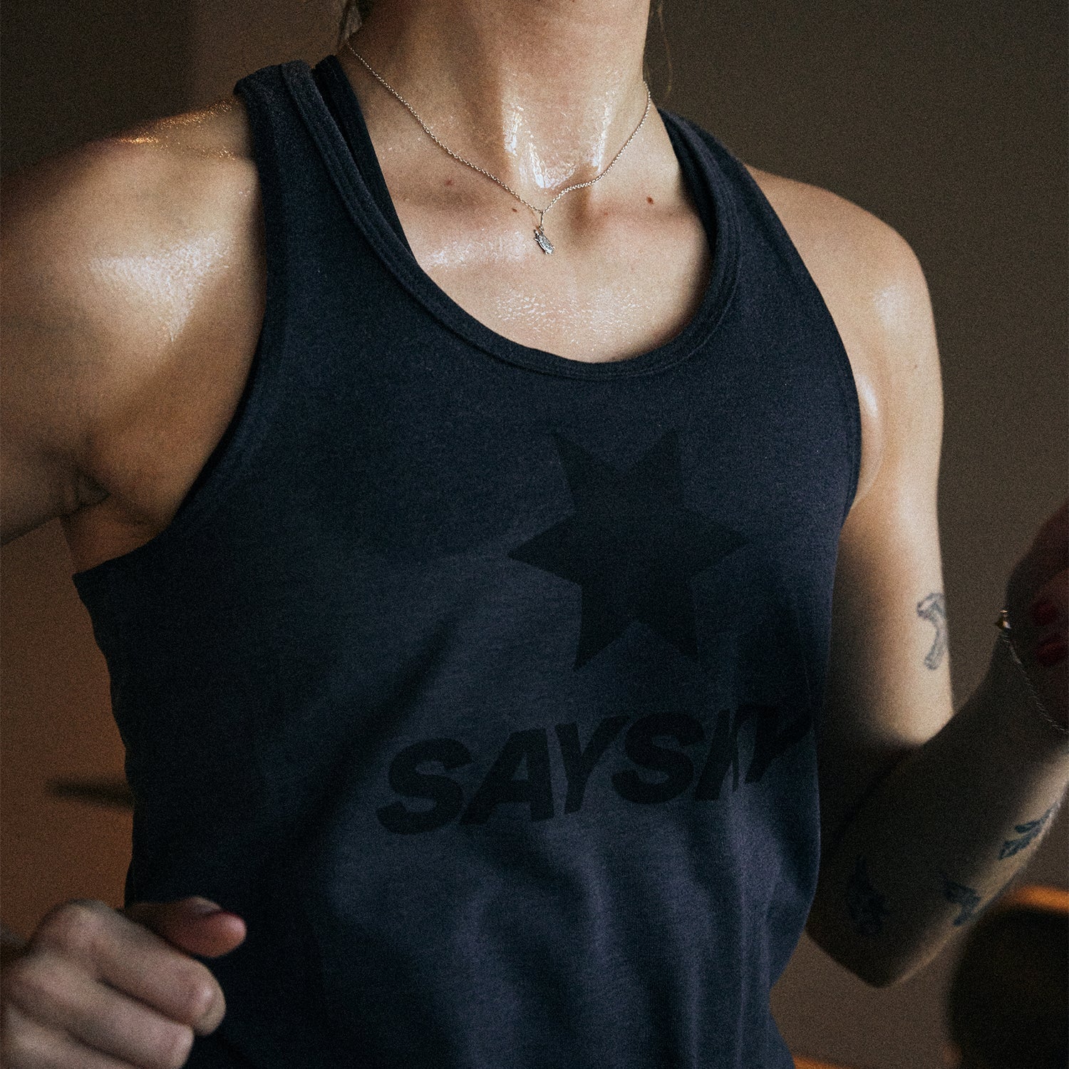 モーションシングレット XWRSI50c601 Wmns Motion Singlet - Grey [レディーズ]