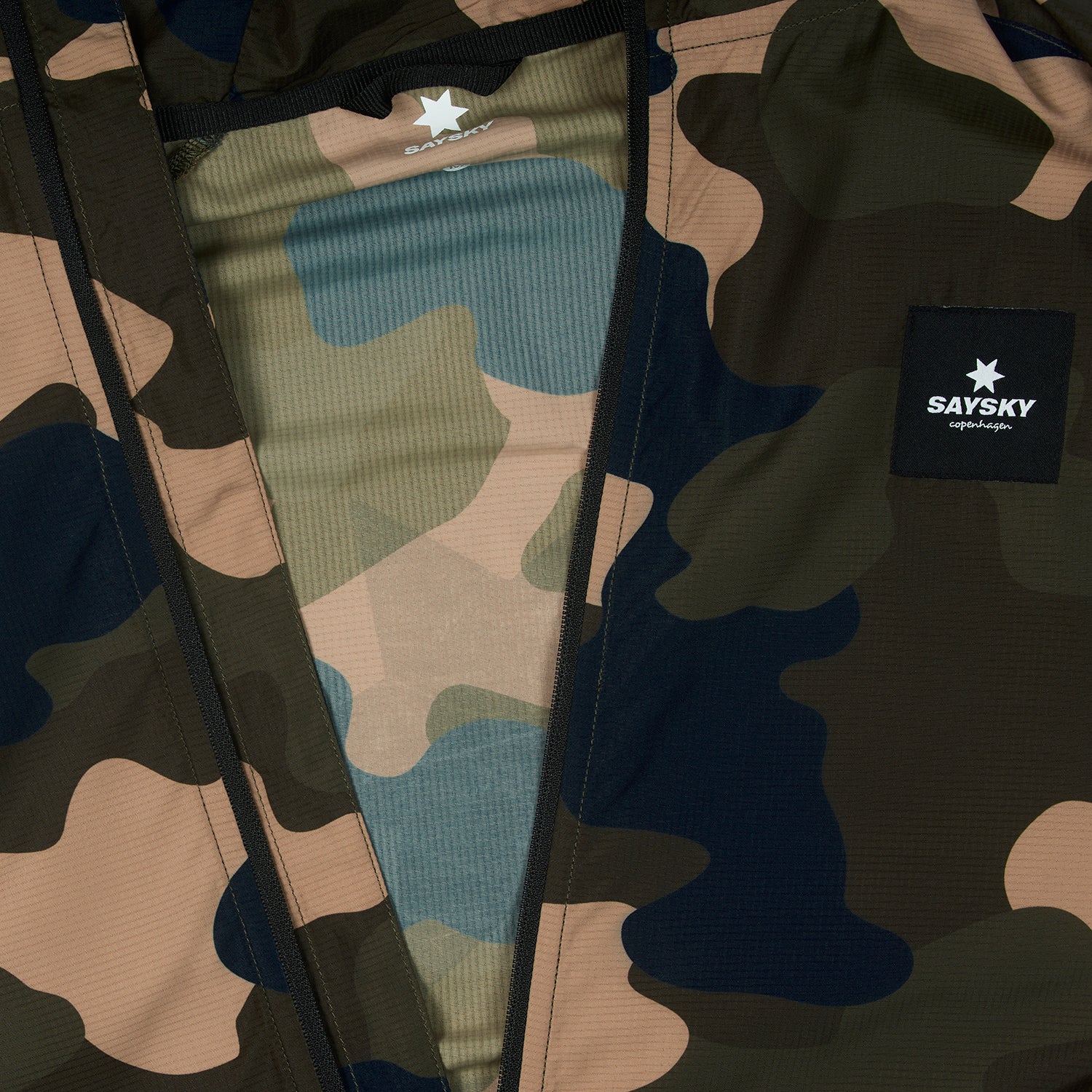 ランニングジャケット IMRJA06 Camo Pace Jacket - Woodland Camo [ユニセックス]