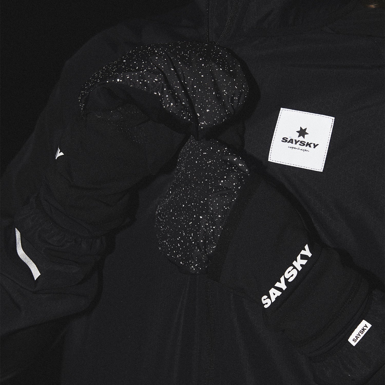 ランニングジャケット XMRJA01 Clean Pace Jacket - Black [ユニセックス]