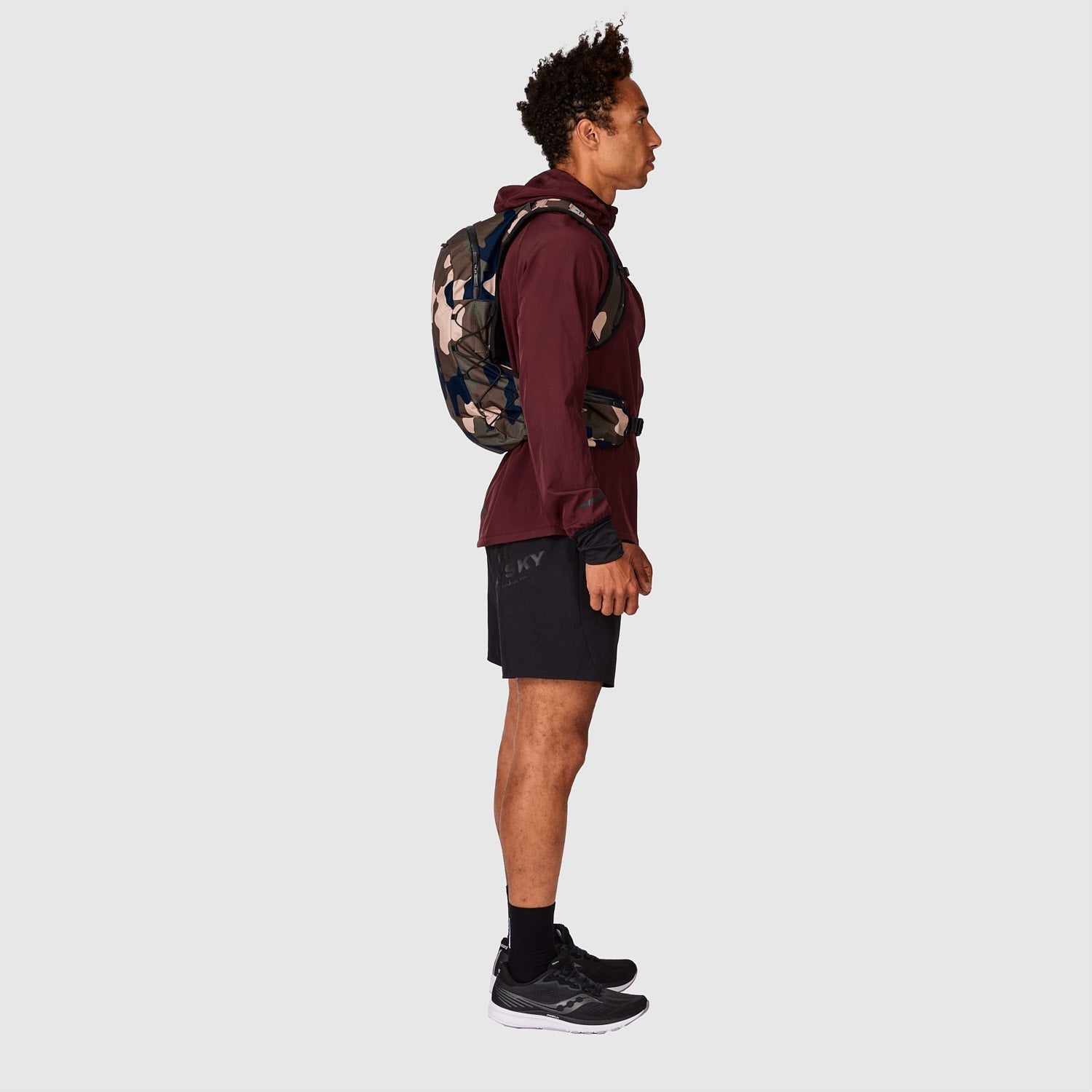 □ 公式 □ SAYSKY/セイスカイ バックパック IMRBP01 Running Commuter Backpack 12l - Woodland  Camo [ユニセックス]
